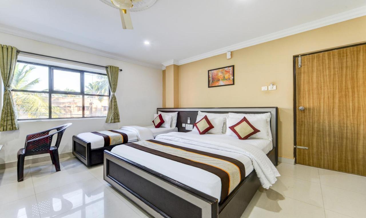 Pleasant Days Hotel Chennai Esterno foto