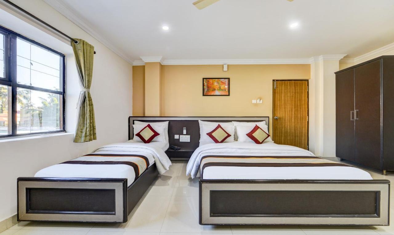 Pleasant Days Hotel Chennai Esterno foto