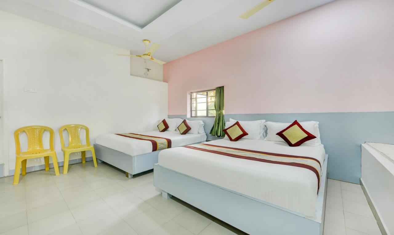 Pleasant Days Hotel Chennai Esterno foto