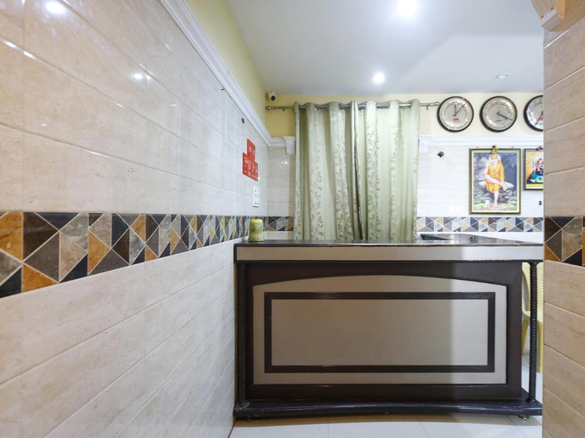 Pleasant Days Hotel Chennai Esterno foto