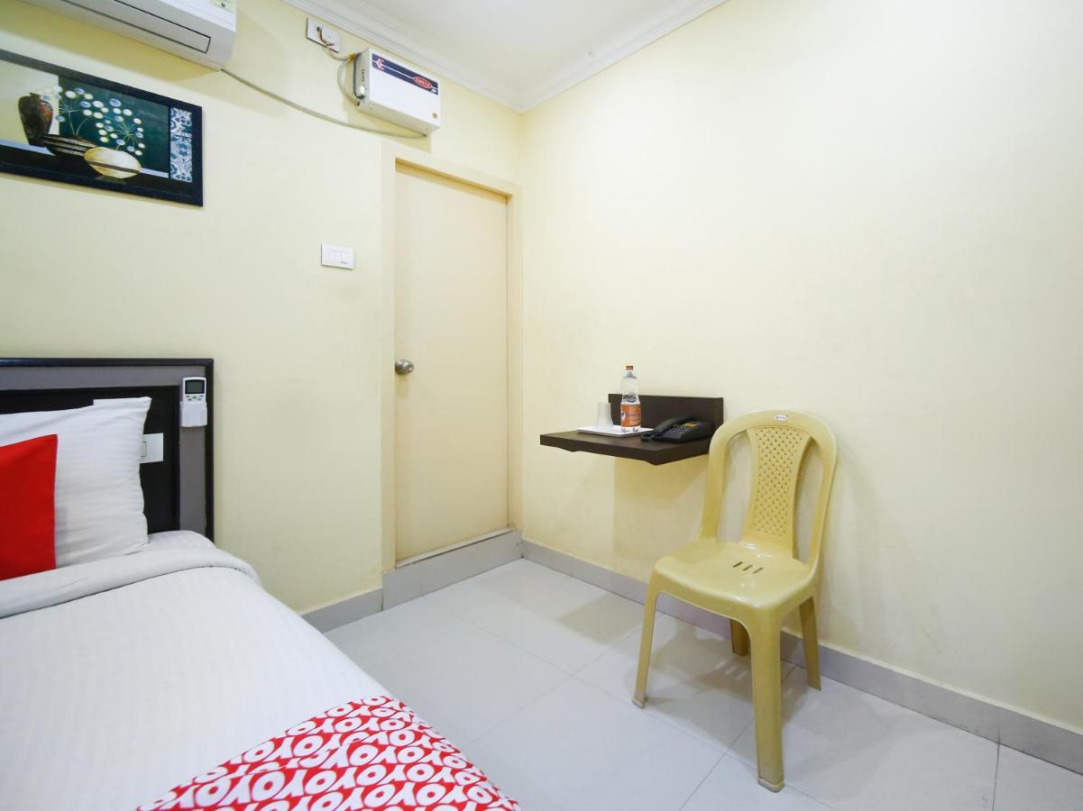 Pleasant Days Hotel Chennai Esterno foto